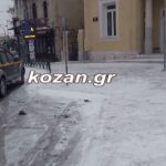 image-7845 kozan.gr: Ώρα 08:30 π.μ.: Ασθενής χιονόπτωση, με -11, στην Κοζάνη – Βίντεο από το κέντρο της πόλης