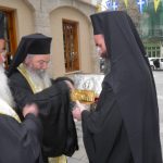image-28689 kozan.gr: Φωτογραφίες και βίντεο από την υποδοχή της τιμίας χειρός του Αγίου Χαραλάμπους, στον Μητροπολιτικό Ναό Αγ. Νικολάου στην Κοζάνη