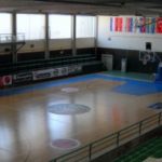 image-125008 kozan.gr: Ακατάλληλο, ΕΠΙΣΗΜΩΣ, για τη διεξαγωγή προπονήσεων κι αγώνων καλαθοσφαίρισης ερασιτεχνικών κατηγοριών (basketball), πετοσφαίρισης (volleyball) και χειροσφαίρισης (handball) το Κλειστό Γυμναστήριο στο ΔΑΚ Κοζάνης – Αδικαιολόγητες ελλείψεις για την ασφάλεια θεατών κι αθλητών, που σοκάρουν – Παραμένει χωρίς άδεια λειτουργίας (Αποκλειστικό)