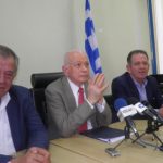 image-35972 kozan.gr: Ο Δ. Παπαδημητρίου, Υπουργός Οικονομίας, απαντά σε ερώτηση του kozan.gr, σχετικά με τις δηλώσεις του Προέδρου της ΓΕΝΟΠ/ΔΕΗ, Γιώργου Αδαμίδη πως: «είναι ψέματα και δικαιολογία της κυβέρνησης ότι αναγκάζεται να πουλήσει λιγνιτικές μονάδες λόγω της απόφασης του ευρωδικαστηρίου»: «Αυτή είναι η γνώμη του κυρίου… πως τον ονομάσατε; Ο κύριος αυτός δεν έχει τη δυνατότητα να ξέρει τι σημαίνει διαπραγμάτευση. Εγώ όμως ξέρω» (Bίντεο)