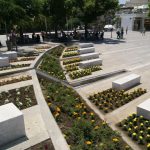 image-282323 kozan.gr: Μέλη του Ιατρικού Συλλόγου Κοζάνης, τα “έψαλλαν”, με καλό τρόπο, σε ηλικιωμένους που καθόντουσαν στoν κεντρικό πεζόδρομο της πόλης, προτρέποντάς τους να μείνουν σπίτι αυτή την περίοδο