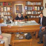 image-42574 Επίσκεψη αντιπροσωπίας του Συλλόγου Γρεβενιωτών Κοζάνης « Ο ΑΙΜΙΛΙΑΝΟΣ» στον Αντιπεριφερειάρχη ΠΕ Κοζάνης Π.Πλακεντά (Φωτογραφίες)