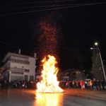 image-152649 Δήμος Βοΐου : Η εκπομπή «Πάμε Αλλιώς» της ΕΡΤ 1 θα καλύψει ζωντανά την αναπαράσταση του εθίμου της «Κλαδαριάς» στην Πλατεία Γεράνειας στην Σιάτιστα, την Κυριακή 23 Δεκεμβρίου
