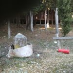 image-80463 Επιστολή αναγνώστη στο kozan.gr: Σκουπιδότοπος γύρω από το υπαίθριο θέατρο του Δήμου Κοζάνης (Φωτογραφίες)