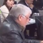 image-86604 Δήμος Σερβίων – Βελβεντού: Η δήλωση ”επιστροφής – επανένταξης” του δημοτικού συμβούλου Ζ. Παπαδημητρίου στο συνδυασμό “ΔΥΝΑΜΗ ΕΥΘΥΝΗΣ” στη συνεδρίαση του Δ.Σ. στις 29/1/2018 (Βίντεο)