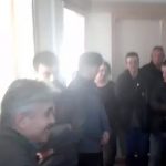 image-86011 kozan.gr: Τι είπε ο Β. Δεληολάνης στα μέλη του ΠΑΜΕ μετά τη διακοπή του συνεδρίου του Ε.Κ. Κοζάνης: «Ό,τι κι αν έγραψε, το φερόμενο προεδρείο, με τίτλο πρακτικά, στα κιτάπια τους, είναι οι απόψεις των παρατάξεων αυτών. Δεν υπήρξε συνέδριο με δική τους ευθύνη » (Βίντεο)
