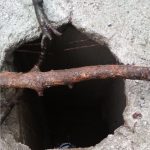 image-94813 Επιστολή αναγνώστη στο kozan.gr: Επικίνδυνο φρεάτιο συνέχεια… (Φωτογραφία)
