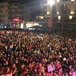 image-92016 kozan.gr: Εντυπωσιακή έναρξη για το πάρτι Νεολαίας 2018 – Πυροτεχνήματα, χορός και πολύ κέφι στη γεμάτη από κόσμο κεντρική πλατεία της Κοζάνης (Βίντεο 8′)