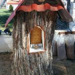 image-97812 Ξηρολίμνη Κοζάνης: Μετέτρεψε τον κορμό του πεύκου σε εικονοστάσι (Φωτογραφίες)