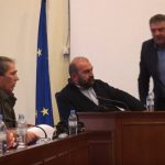 image-106629 kozan.gr: Χαμός στη συνεδρίαση του δημοτικού συμβουλίου Γρεβενών – Σφοδρή αντιπαράθεση, με χαρακτηρισμούς και αλληλοκατηγορίες, μεταξύ του δημάρχου Γ. Δασταμάνη και του ανεξάρτητου δημοτικού συμβούλου Γ. Παπαδόπουλου (Βίντεο)