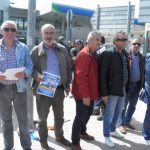image-106126 kozan.gr: Κοζάνη: Συνδικαλιστές του σωματείου Εργαζομένων ΔΕΗ «Η Ένωση» μοίρασαν φυλλάδια, σε διερχόμενους οδηγούς, ενάντια στην πώληση λιγνιτικών μονάδων της ΔΕΗ (Φωτογραφίες & Βίντεο)