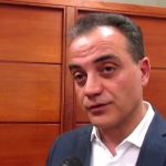 image-137586 kozan.gr: Ο Θ. Καρυπίδης δεν είπε ούτε την παραμικρή λέξη στον Υπουργό Εσωτερικών Αλέξη Χαρίτση, όταν μέσα από το γραφείο του εκείνος είπε ότι πρέπει να προχωρήσει η Συμφωνία των Πρεσπών (Βίντεο)