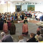 image-111735 kozan.gr: Με πρωταγωνιστές τα μικρά παιδιά, πραγματοποιήθηκε, το απόγευμα της Κυριακής 13/5, η εκδήλωση, για τη γιορτή της μητέρας, που διοργάνωσε ο Σύνδεσμος Γραμμάτων και Τεχνών Π.Ε. Κοζάνης (Φωτογραφίες & Βίντεο)