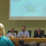 image-118352 kozan.gr: «20 χρόνια θα σ’ έχουμε εσένα;» – H ατάκα, απορία, δημότισσας, προς τον Κ. Δεσποτίδη, που προκάλεσε χαμόγελα, όταν ο Αντιδήμαρχος ανέφερε ότι η διαδικασία κατάργησης θέσεων, από το ΣΒΑΚ, είναι σε βάθος εικοσαετίας (Bίντεο)