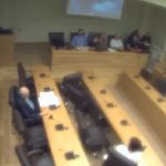image-121242 kozan.gr: Ένταση και διακοπή στο δημοτικό συμβούλιο Κοζάνης, το βράδυ της Τετάρτης 27/6 – «Είμαι δημοτική σύμβουλος με 1800 σταυρούς και όχι 200» απάντησε η Ε. Κουϊμτζίδου όταν ο Πρόεδρος Α. Κύρινας της έκανε παρατήρηση, λέγοντάς της «ποια είστε;» – Υψηλοί τόνοι και προειδοποιήσεις, για μηνύσεις, από τον Κώστα Κυριακίδη, σε υπονοούμενα κι ειρωνείες του δημάρχου, όπως τα χαρακτήρισε (Βίντεο)