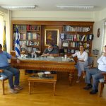image-125806 Ο τρόπος παροχής βοήθειας στους πυρόπληκτους κατοίκους της Αττικής ήταν το αντικείμενο της σύσκεψης που πραγματοποιήθηκε, σήμερα Τετάρτη 25/7, στα γραφεία της Π.Ε. Κοζάνης