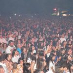 image-124044 kozan.gr: O Στέλιος Ρόκκος, παρέα με την κιθάρα του, ταξίδεψε το μουσικόφιλο κοινό της Κοζάνης, στη γεμάτη από κόσμο κεντρική πλατεία της πόλης (Φωτογραφίες & Βίντεο)