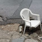 image-128621 Σιάτιστα: Αυτοκίνητο «βούλιαξε» σε λακκούβα