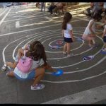 image-130781 Με μεγάλη επιτυχία ολοκληρώθηκε το μαγικό ταξίδι από τη Βιβλιοθήκη στο φεγγάρι που διοργάνωσε η Δημοτική Βιβλιοθήκη Πτολεμαΐδας για τους μικρούς της αναγνώστες