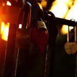 image-134920 Κλειδωμένη αγάπη ( Γράφει η Δήμητρα Ν. Παπανικολάου)