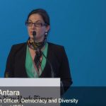 image-134147 kozan.gr: Λίνα Αντάρα: Μια Σιατιστινή, που μας κάνει περήφανους, συμμετείχε στο Athens Democracy Forum (Bίντεο)
