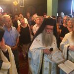 image-134134 kozan.gr: Αρκετός κόσμος, το απόγευμα της Τρίτης 18/9, στον εσπερινό του Ι.Ν. Αγίων Ραφαήλ, Νικολάου και Ειρήνης στον Άγιο Χαράλαμπο Ελλησπόντου Κοζάνης, όπου τα ιερά λείψανα των Αγίων θα φιλοξενηθούν μέχρι και την Πέμπτη 20/9 (Φωτογραφίες & Βίντεο)