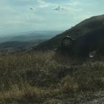 image-132598 Σιάτιστα: Άγιο είχαν δύο κοπέλες όταν το όχημα που επέβαιναν παραλίγο να πέσει σε γκρεμό (Φωτογραφίες)