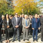 image-138911 kozan.gr: Ώρα 11:50 π.μ.: Η επιμνημόσυνη δέηση, δηλώσεις πολιτικών κι η κατάθεση στεφάνων στο Μνημείο Πεσόντων στην Κεντρική Πλατεία Πτολεμαΐδας, με αφορμή την επέτειο απελευθέρωσης της πόλης από τους Τούρκους (Βίντεο & Φωτογραφίες)