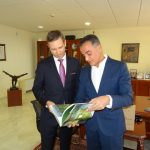 image-137269 Επίσκεψη του Προξένου των ΗΠΑ στη Θεσσαλονίκη, στον Περιφερειάρχη Δυτικής Μακεδονίας (Φωτογραφίες & Βίντεο)