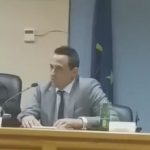 image-136315 kozan.gr: Με μονάδα βιομάζας λύνει το πρόβλημα της τηλεθέρμανσης ο δήμος Αμυνταίου, ανεξαρτήτως οποιασδήποτε εξέλιξης προκύψει με τον ΑΗΣ Αμυνταίου – Υπεγράφη, το βράδυ της Τρίτης 2/10, στο Αμύνταιο, η σύμβαση μεταξύ της Δ.Ε.Τ.Ε.Π.Α. και της αναδόχου εταιρείας για την κατασκευή μονάδας βιομάζας (Bίντεο 9′)