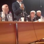 image-144404 kozan.gr: Θ. Καρυπίδης στο Δ.Σ. του δήμου Βοίου στη Νεάπολη: «Ξεκαθαρίζω στο Στρατόπεδο Πόρτη δεν θα έρθει ούτε ένας πρόσφυγας. Ούτε ένα Κοντέινερ δεν θα έρθει» (Bίντεο 7′)