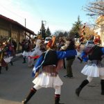 image-153443 kozan.gr: Η 1η μέρα, αναβίωσης του εθίμου των Μωμογέρων στον Αγ. Δημήτριο Κοζάνης – Συνέχεια και την Τετάρτη 26/12 (Βίντεο & Φωτογραφίες)