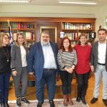 image-153339 Η παράδοση τιμήθηκε και σήμερα, παραμονή Χριστουγέννων, στο γραφείο του Αντιπεριφερειάρχη της Π.Ε. Κοζάνης Παναγιώτη Πλακεντά (Φωτογραφίες & Βίντεο)