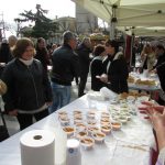 image-151377 kozan.gr: Φασολάδα, σούπα βελουτέ μπρόκολο – κουνουπίδι και μανιταρόσουπα προσφέρθηκαν, το πρωί της Κυριακής 16/12, στην κεντρική πλατεία Κοζάνης (Φωτογραφίες & Βίντεο)