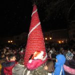 image-257464 kozan.gr: Εκπαιδευτές και σπουδαστές του τμήματος “Mαγειρικής” του IEK VOLTEROS θα επιμεληθούν μια μοναδική βραδιά γευσιγνωσίας στην Αιανή, στο πλαίσιο της εκδήλωσης φωταγώγησης του Χριστουγεννιάτικου Δέντρου, το απόγευμα της Κυριακής 8 Δεκεμβρίου