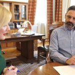 image-160255 kozan.gr: Ο δήμαρχος Κοζάνης για τις κατηγορίες της αντιπολίτευσης στο θέμα της μετεγκατάστασης της Ποντοκώμης: “Από το 2014 εφοδιάσαμε το δήμο, τεχνικά και νομικά, ώστε να διεκδικήσουμε το μεγαλύτερο κομμάτι της αποζημίωσης, απο το δικαστήριο, για τον προσδιορισμό της προσωρινής τιμής, κάτι που δεν είχε φροντίσει να κάνει η προηγούμενη δημοτική αρχή” (Bίντεο)