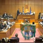 image-158000 kozan.gr: Π.Σ. Δυτικής Μακεδονίας: “Άδειασμα” του Περιφερειάρχη στη Μ. Καρυπίδου σχετικά με την αναφορά της, “καρφί”, για την Ε. Παναγιωτίδου ότι ήθελε να μείνει Αντιπεριφερειάρχης (Βίντεο)