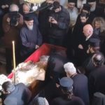 image-157288 kozan.gr: Σιάτιστα: Σε λαϊκό προσκύνημα το σκήνωμα του Μακαριστού Παύλου – Eικόνες μέσα από το Μητροπολιτικό Ιερό Ναό Αγίου Δημητρίου (Βίντεο)