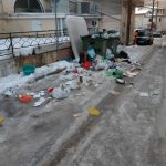 image-157019 kozan.gr: Ώρα 08:00 π.μ.: Κοζάνη: Tραγική η κατάσταση, με τα σκουπίδια, σε αρκετά στενά της πόλης, πέριξ του κέντρου της πόλης (Φωτογραφίες)