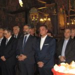 image-154502 kozan.gr: Η σημερινή Πανηγυρική Δοξολογία στον Ιερό Μητροπολιτικό Ναό Αγίου Νικολάου για την 1η του Νέου Έτους 2019 – Οι ευχές και τα “πειράγματα” του Μητροπολίτη Σερβίων & Κοζάνης κ.κ. Παύλου όταν μοίραζε τα “πιτάκια” (Φωτογραφίες & Βίντεο)