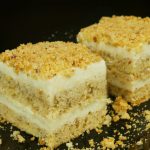 image-164923 Το Foodaholics.gr προτείνει πάστα αμυγδάλου με κρέμα βανίλιας (Βίντεο)