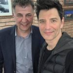 image-163430 kozan.gr: Ε Σημανδράκος για Σ. Ρουβά: «Μου υποσχέθηκε ότι φέτος θα μας τραγουδήσει και θα ανάψει το Χριστουγεννιάτικο Δέντρο στην κεντρική πλατεία της Κοζάνης»