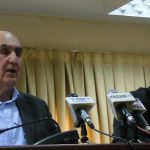 image-171619 kozan.gr: Κώστας Πουτακίδης πρόεδρος Περιβάλλοντος Ακρινής: “Για να μην κλείσει ο ΑΗΣ δηλαδή πρέπει εμείς να συνεχίσουμε να πίνουμε το xρώμιο και να μη δικάζεται κανένας από τα στελέχη της ΔΕΗ; Απούσα η Περιφερειακή Αρχή. Κάποιοι κρατούσαν στο συρτάρι τους αυτή την υπόθεση” – Τι είπε για το θέμα που ανέδειξε το kozan.gr με την επιβολή προστίμου 22.800 στην ΔΕΗ, από τη Διεύθυνση Περιβάλλοντος και Χωρικού Σχεδιασμού της Περιφέρειας Δ. Μακεδονίας (Βίντεο)