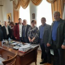 image-172340 Τα πρώτα δεκατρία ονόματα των υποψηφίων που θα πλαισιώσουν το συνδυασμό «Συμμαχία Ευθύνης» ανακοίνωσε ο νυν Δήμαρχος Βοΐου και εκ νέου υποψήφιος Δήμαρχος κ. Δημήτριος Λαμπρόπουλος (Φωτογραφίες)