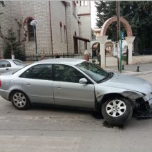 image-173356 kozan.gr: Τροχαίο ατύχημα στο κέντρο της Πτολεμαΐδας (Φωτογραφίες)