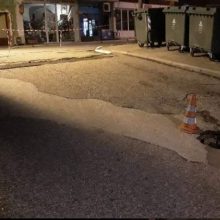 image-173986 Νεάπολη Boίου: Έκλεισαν το δρόμο αντί για την τρύπα!! Φωτογραφίες)