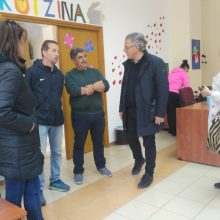 image-177585 Επίσκεψη του συνδυασμού «Δύναμη Επανεκκίνησης» σε υπηρεσίες του Τσοτυλίου (Φωτογραφίες)