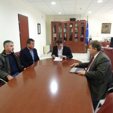 image-177631 Υπεγράφη η δέσμευση του ποσού των 2.123.000 € για το «Εσωτερικό Δίκτυο Αποχέτευσης Ακαθάρτων Νέου Κομάνου».Δέσμευση του Περιφερειάρχη Δ. Μακεδονίας για να προχωρήσει και το δίκτυο ύδρευσης του νέου οικισμού