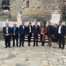 image-178044 Στην επιμνημόσυνη δέηση για το ολοκαύτωμα της Κλεισούρας παραβρέθηκε, σήμερα, ο υποψήφιος Περιφερειάρχης Δυτικής Μακεδονίας Γ. Κασαπίδης