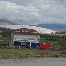 image-179406 kozan.gr: Άσπρισαν οι λόφοι, στο ύψος του Μαυροδενδρίου, από την απογευματινή χαλαζόπτωση (Φωτογραφίες)